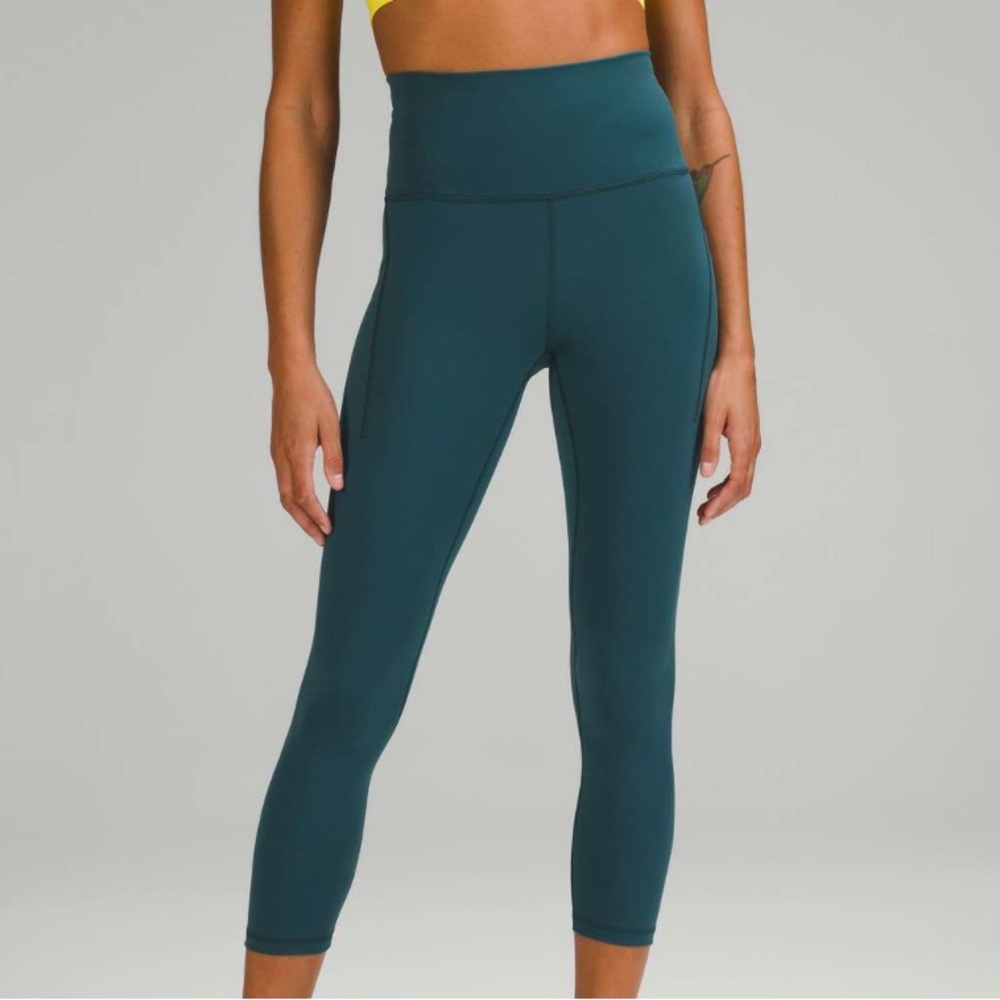 Lululemon Wunder Train High-Rise Crop with Pockets 23"
